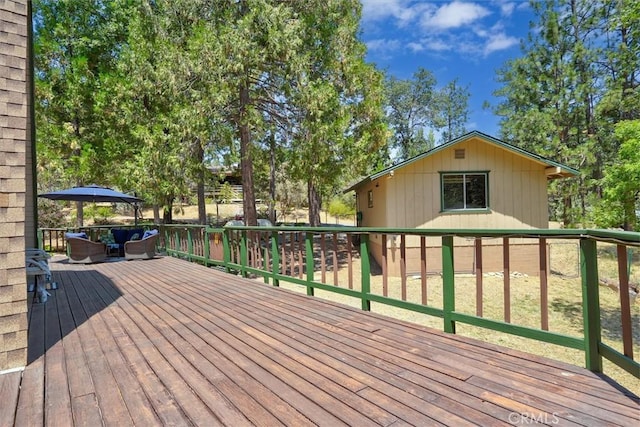 52926 Balsam Dr, Oakhurst, CA 93644 - view of wooden deck