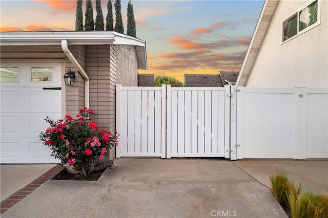 17281 Roseleaf Ave, Tustin, CA 92780 - photo 57