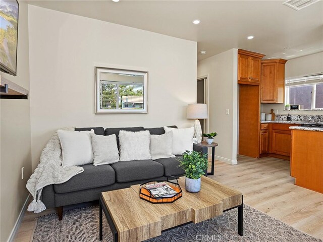 1420 N Lincoln St, Burbank, CA 91506 - photo 10