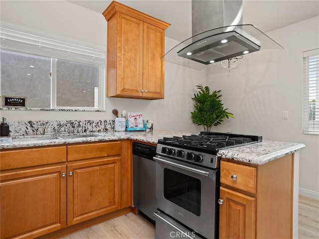 1420 N Lincoln St, Burbank, CA 91506 - photo 3