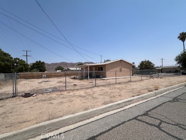 36028 Dividing Line St, Yermo, CA 93298 - photo 6
