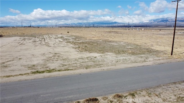 2063 100th St W, Rosamond, CA 93560