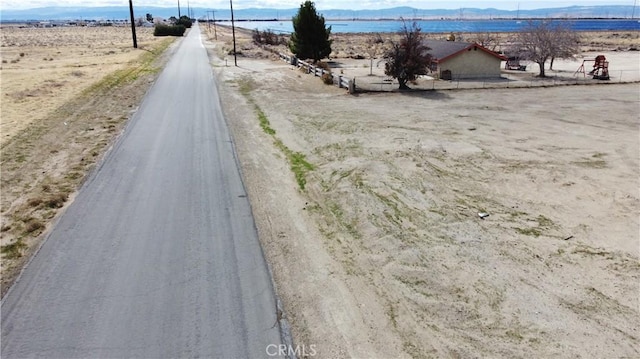 2063 100th St W, Rosamond, CA 93560