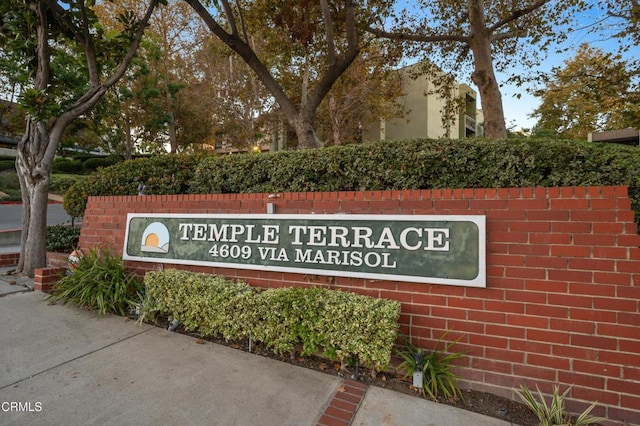 887 Temple Ter, Los Angeles, CA 90042 - photo 3