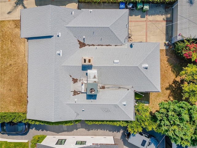 10348 Woodbridge St, Toluca Lake, CA 91602 - aerial view of property and surrounding area