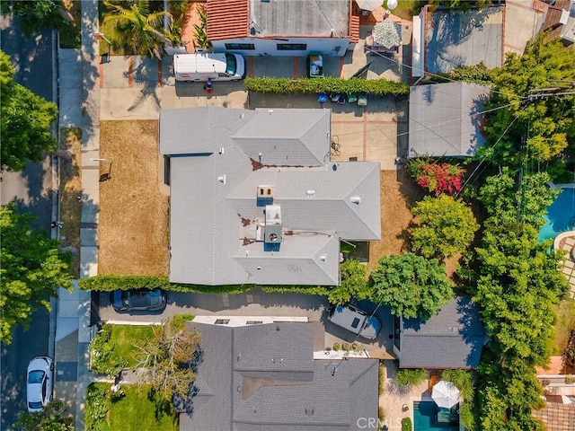 10348 Woodbridge St, Toluca Lake, CA 91602 - bird's eye view