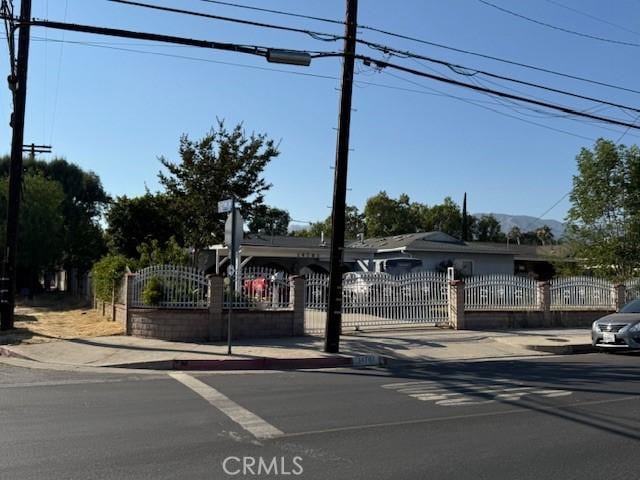 14761 Astoria St, Sylmar, CA 91342 - photo 13