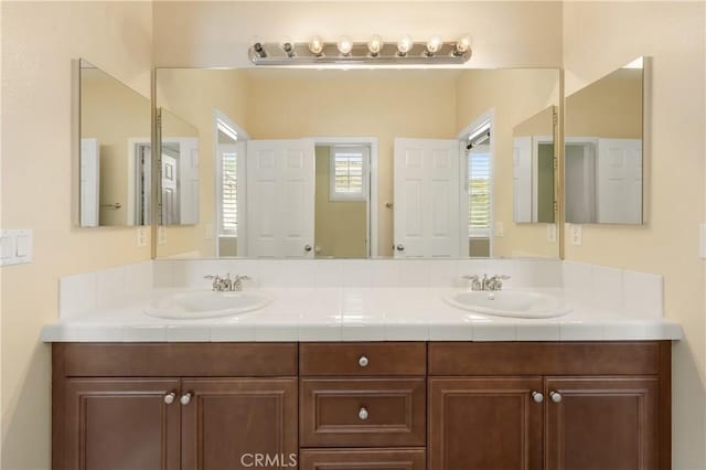 22229 Evening Star Ct, Saugus, CA 91390 - photo 44