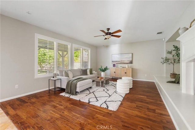 22229 Evening Star Ct, Saugus, CA 91390 - photo 8