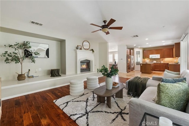 22229 Evening Star Ct, Saugus, CA 91390 - photo 16