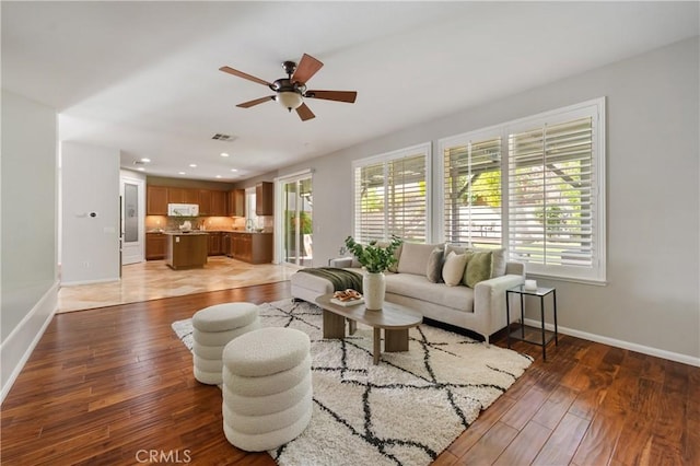 22229 Evening Star Ct, Saugus, CA 91390 - photo 15