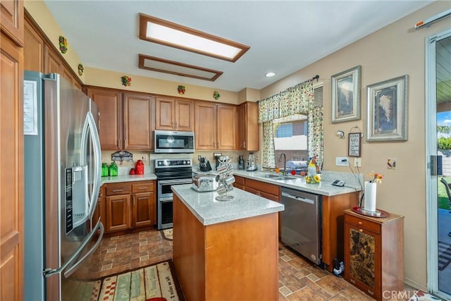 5612 Spur Ct, Fontana, CA 92336 - photo 12