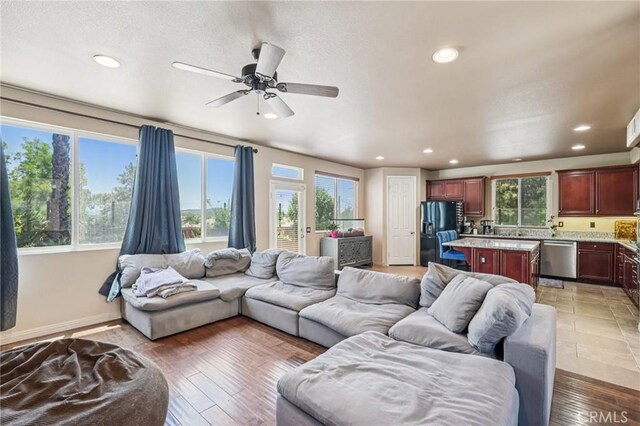 31923 Pepper Tree St, Winchester, CA 92596 - photo 6