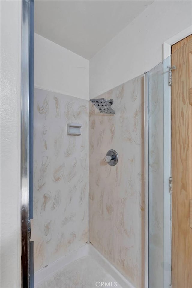 26453 Buccaneer Ln, Helendale, CA 92342 - full bath with walk in shower