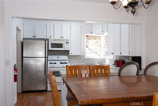 1007 Knickerbocker Rd, Big Bear Lake, CA 92315 - photo 11