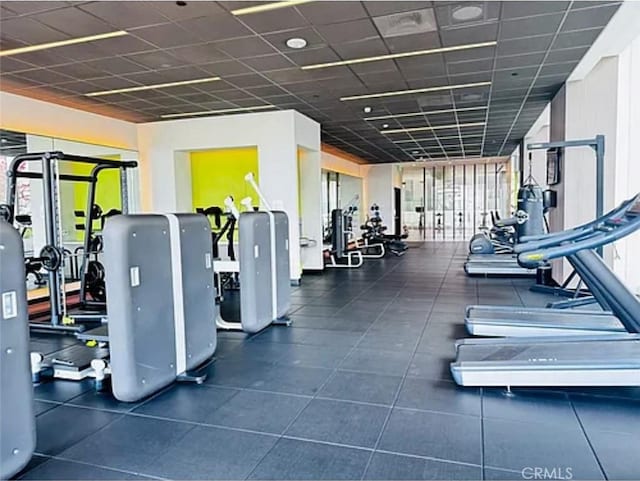 889 Francisco St Unit 1105, Los Angeles, CA 90017 - gym with a paneled ceiling