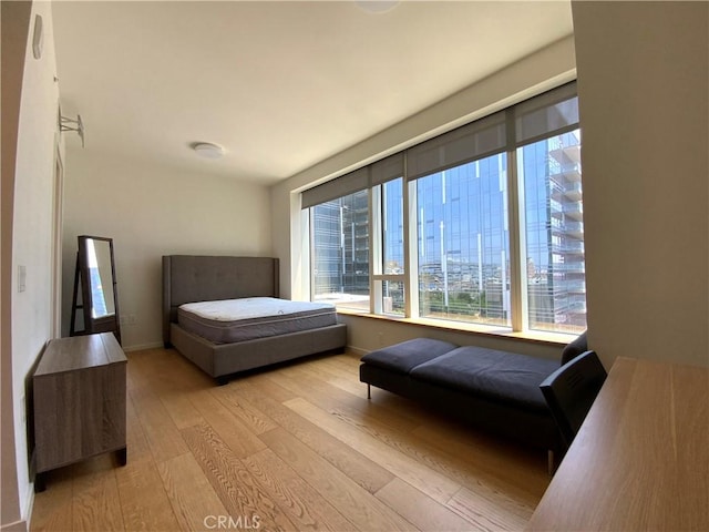 889 Francisco St Unit 1105, Los Angeles, CA 90017 - bedroom with wood finished floors and baseboards