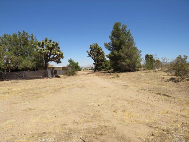 9121 4th St, Phelan, CA 92371 - photo 9