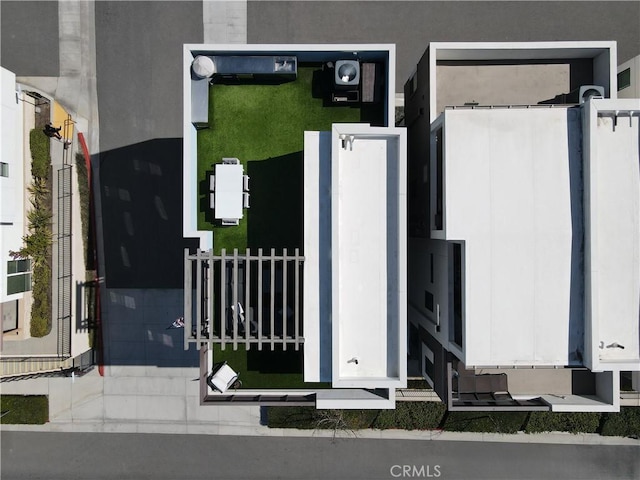 1660 Pomona Ave, Costa Mesa, CA 92627 - photo 17