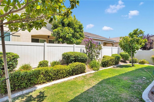 10065 Wilmington Ln, Apple Valley, CA 92308 - photo 20
