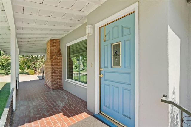 33 Miner St, Bakersfield, CA 93305 - entrance to property with a porch and stucco siding