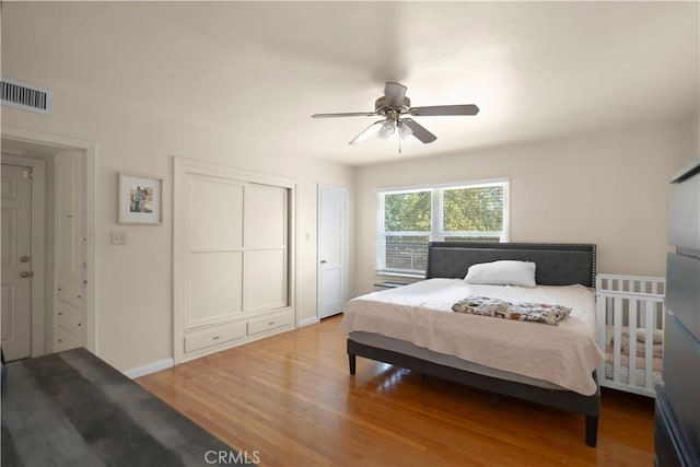 33 Miner St, Bakersfield, CA 93305 - bedroom featuring wood finished floors and a ceiling fan