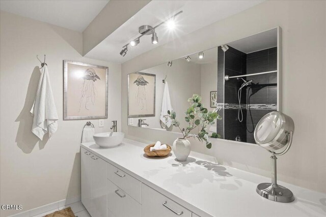 395 S Oakland Ave Unit 204, Pasadena, CA 91101 - photo 27