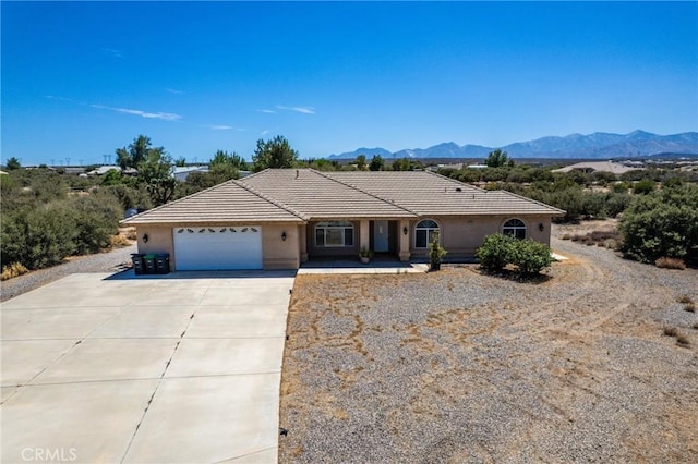 9735 Highland Rd, Oak Hills, CA 92344 - photo 5