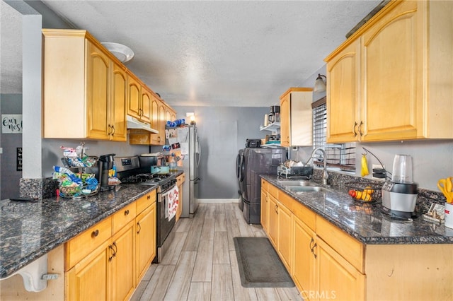645 E King St, Rialto, CA 92376 - photo 6