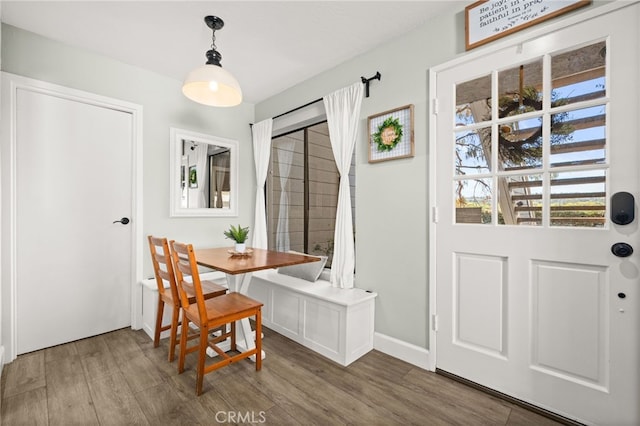 45 Bramble Ln Unit 109, Aliso Viejo, CA 92656 - dining area with wood finished floors