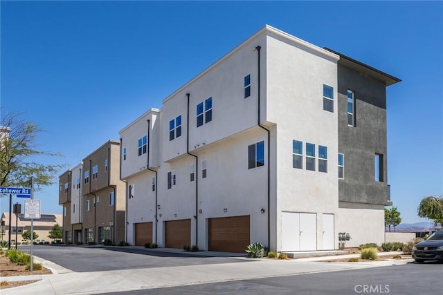 27554 Sparrow Ct, Valencia, CA 91381 - view of property with an attached garage
