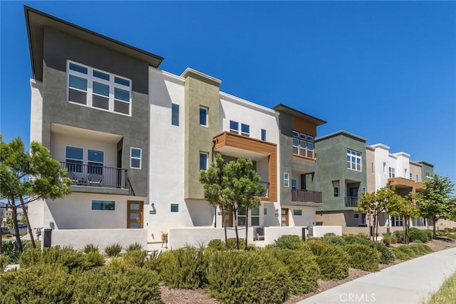 27554 Sparrow Ct, Valencia, CA 91381 - view of building exterior with a residential view