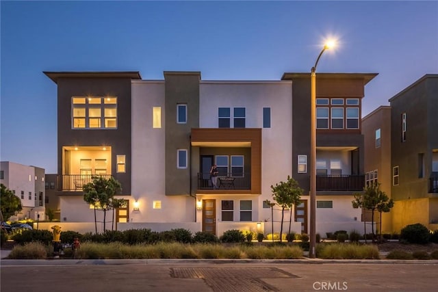 27554 Sparrow Ct, Valencia, CA 91381 - view of front of house with stucco siding