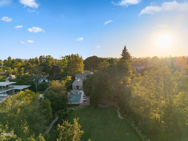 1370 Hillcrest Ave, Pasadena, CA 91106 - aerial view of property and surrounding area featuring a forest