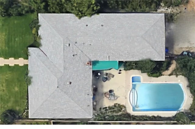 1472 N San Antonio Ave, Upland, CA 91786 - bird's eye view of a pool area