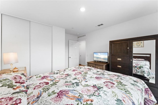 14053 Spurlock Ln Unit 3, Gardena, CA 90247 - bedroom featuring a closet and recessed lighting
