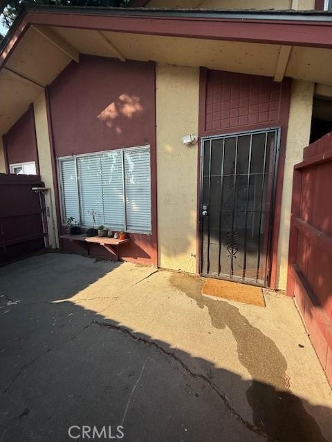 444 Corcoran Ave Unit 4, Vallejo, CA 93536 - entrance to property featuring stucco siding and a patio