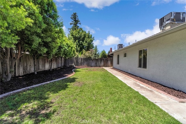 1534 Princeton Ave, Madera, CA 93637 - view of fenced backyard