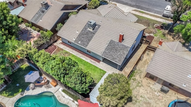 1534 Princeton Ave, Madera, CA 93637 - view of subject property with a pool area