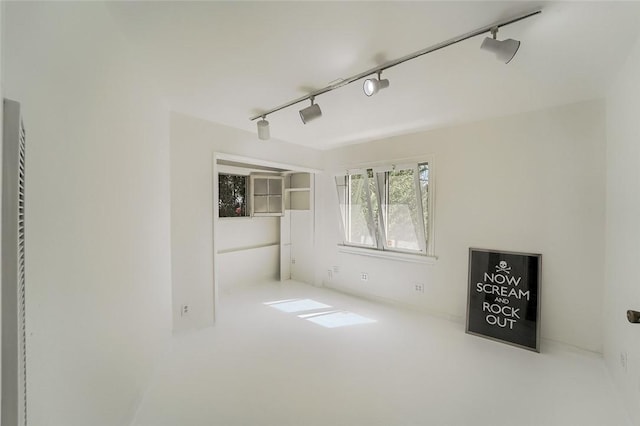 5924 Graciosa Dr, Los Angeles, CA 90068 - photo 26