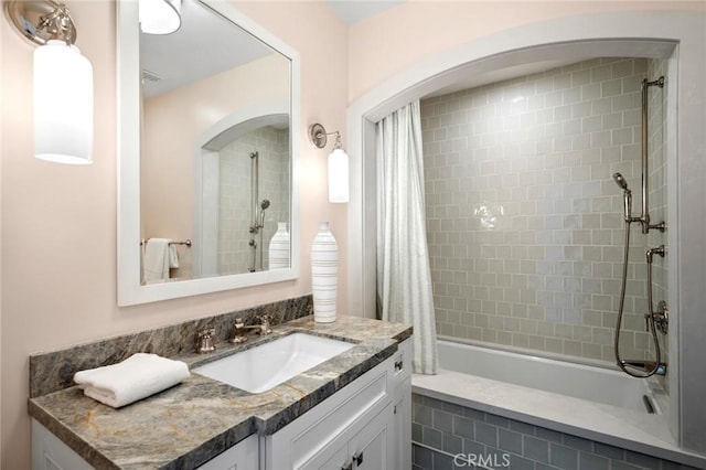 2570 Queda Way, Laguna Beach, CA 92651 - bathroom featuring vanity and shower / bath combination with curtain