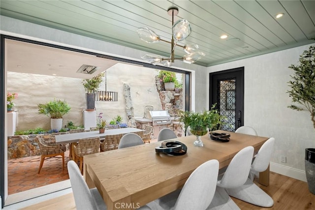 2570 Queda Way, Laguna Beach, CA 92651 - dining area featuring a chandelier, wood finished floors, wood ceiling, and recessed lighting