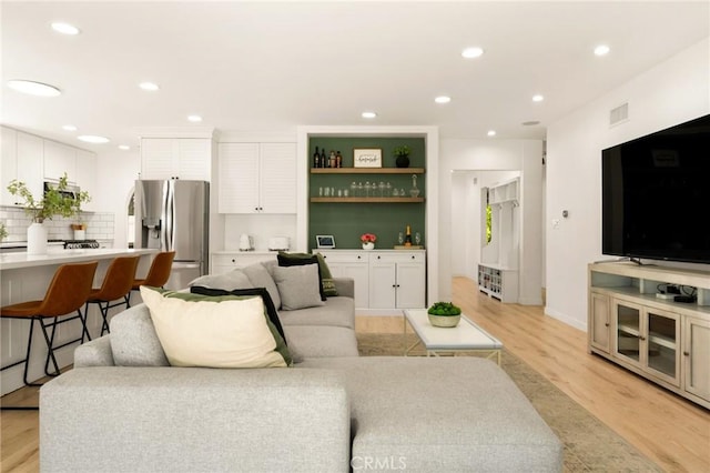 14332 Roblar Pl, Sherman Oaks, CA 91423 - photo 12
