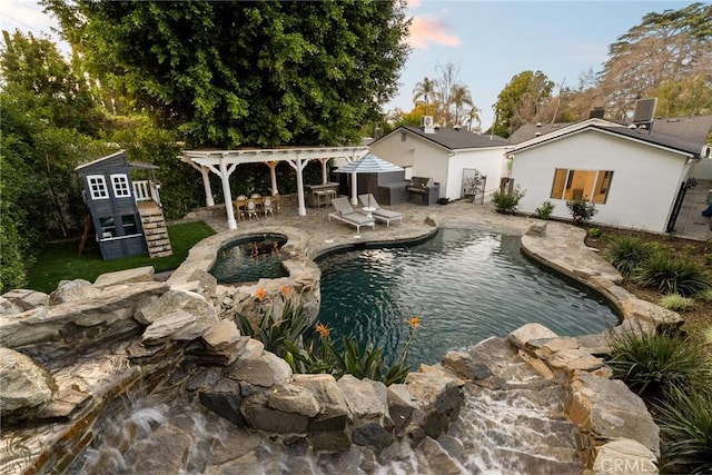 14332 Roblar Pl, Sherman Oaks, CA 91423 - photo 26