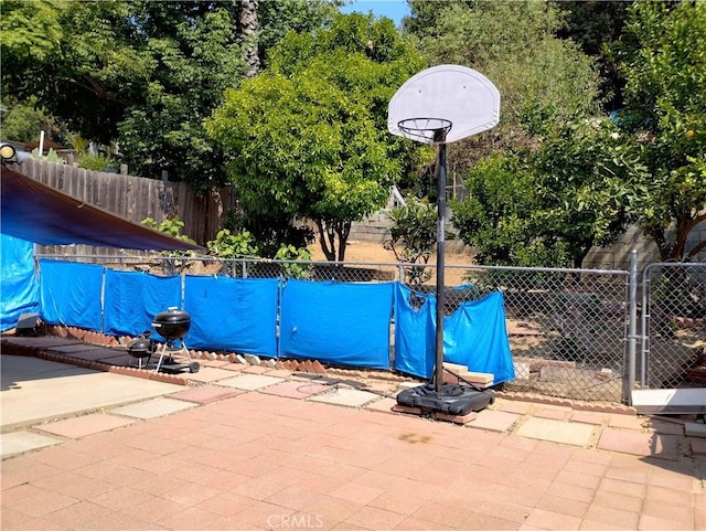 58455847 E Burwood Ave, Los Angeles, CA 90042 - photo 23
