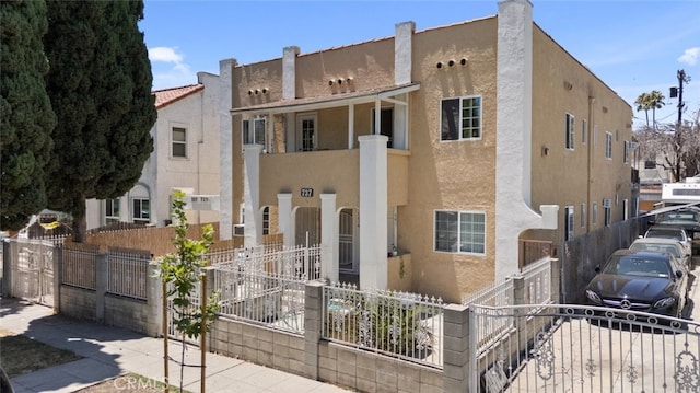737 N Ridgewood Pl, Los Angeles, CA 90038 - photo 1