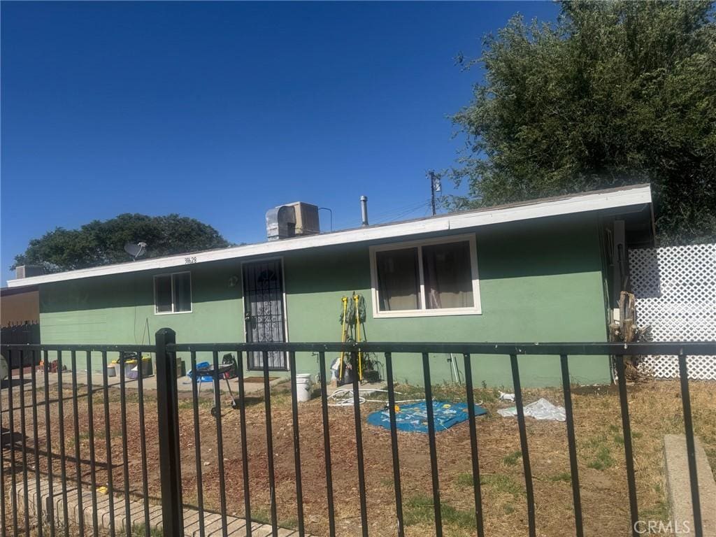 38628 Larkin Ave, Palmdale, CA 93550 - photo 1