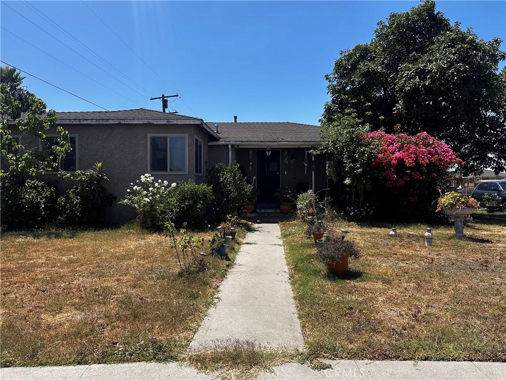 640 W Lucien St, Compton, CA 90222 - photo 1