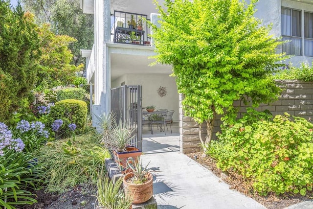 2276 E Via Mariposa Unit D, Laguna Woods, CA 92637 - photo 31