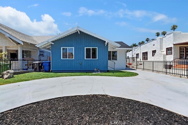 3011 5th Ave, Los Angeles, CA 90018 - photo 2